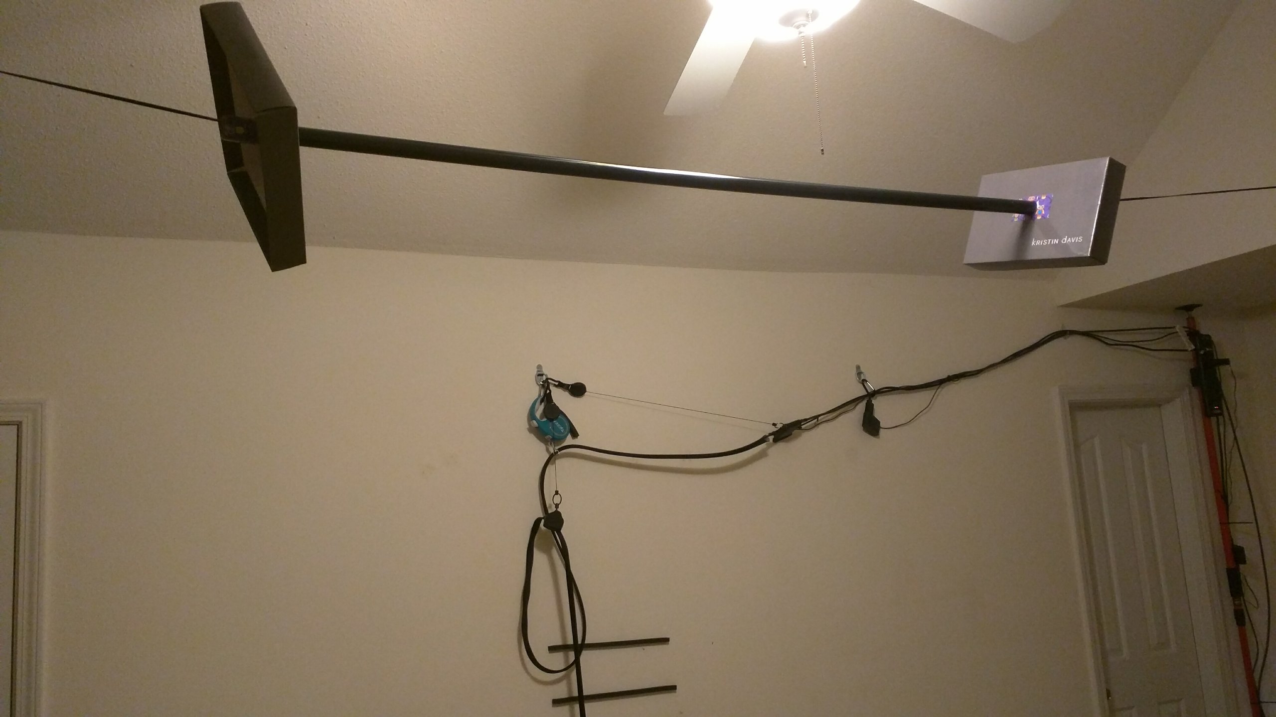Cable management for 14x11 ft room with ceiling fan. : r/Vive